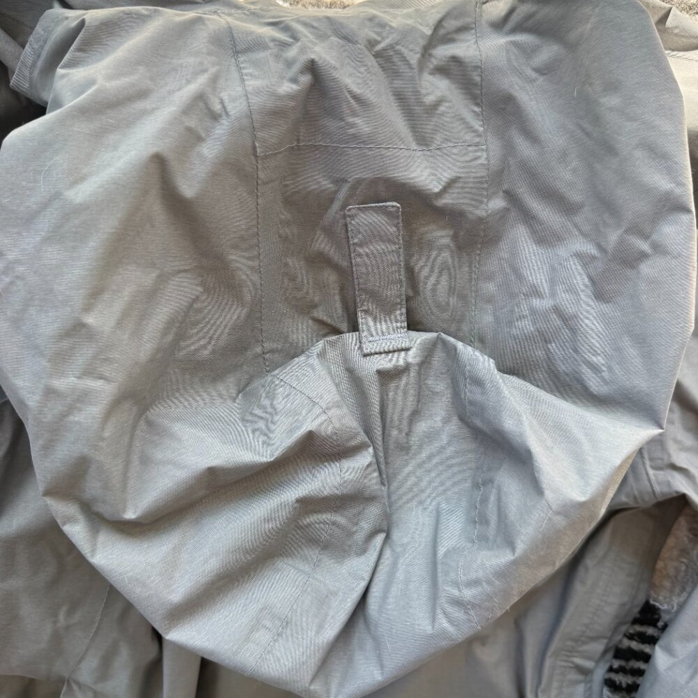 Eddie Bauer Women's Cloud Cap Waterproof Hooded Rain Jacket - size medium - grey - Picture 2 of 4
